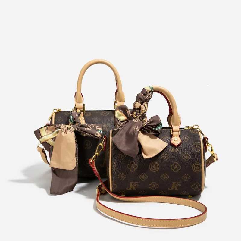 New Style Sleek Crossbody Bag - Niche Trendy Exquisite Versatile Design Ideal for Womens Sweet Retro Casual Fashionable LooksW251106