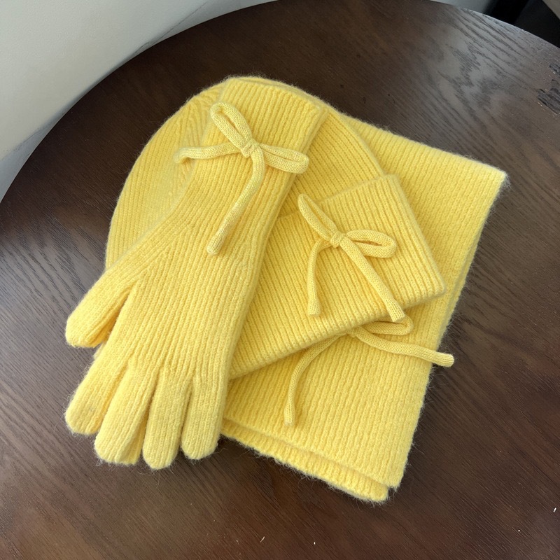 Hats designers women Adult hat scarf gloves three piece set autumn and winter outdoor cold proof warm and thick knitted hat set Christmas gift free sh
