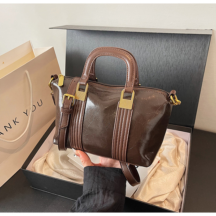 2025S Designer Women S Bag High End Handbag For Women New Autumn And Winter Versatile Crossbody Women S Fashion Super Hot Hand Held Dumpling Bag