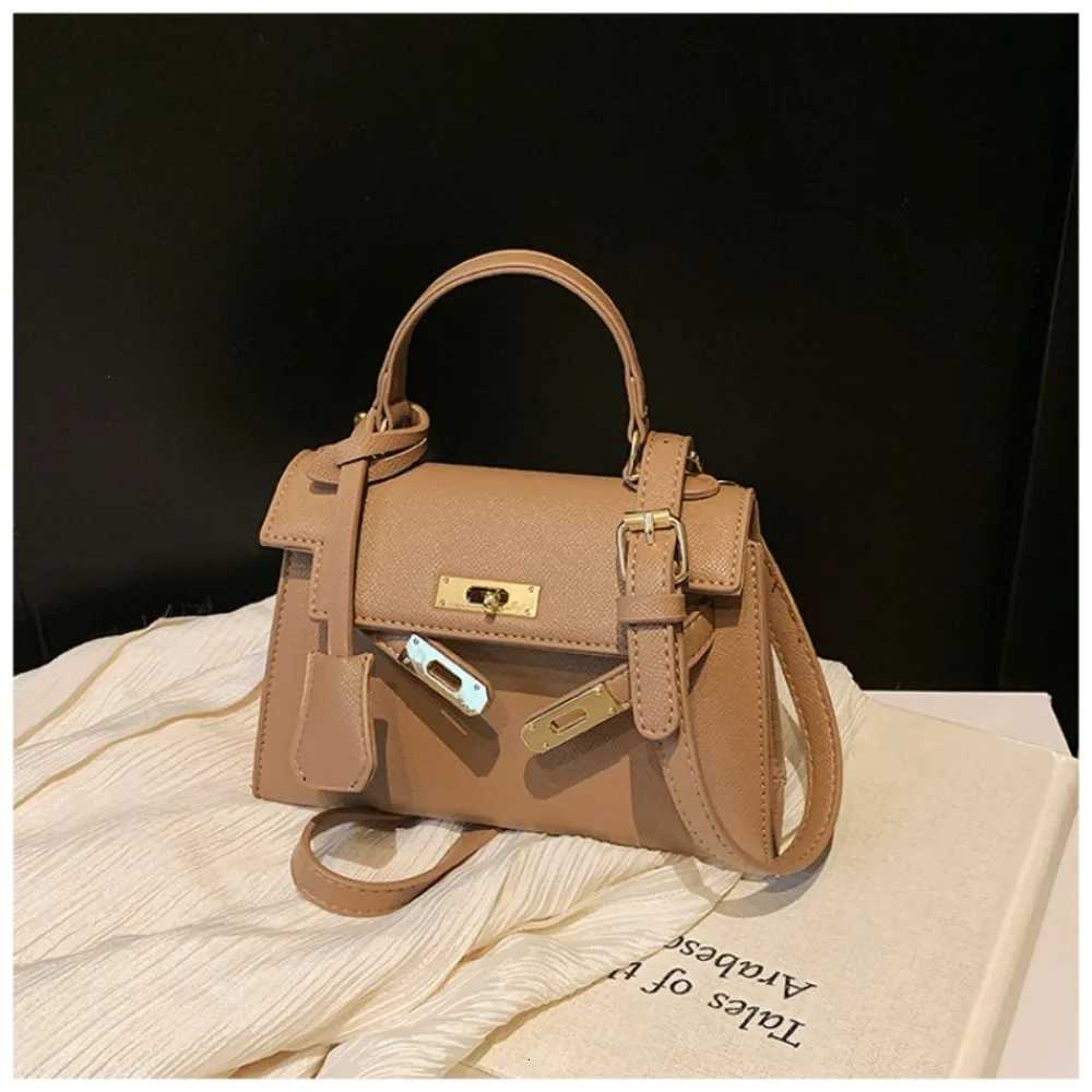 Elegant Leather Crossbody Bag For Ladies Shoulder Bag Convertible Luxury Brand Handbags By Famous DesignerW251107