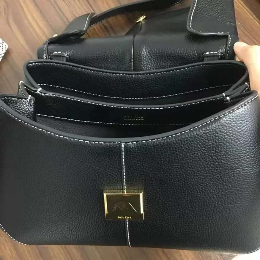 2025 French Genuine Leather Smile Mokiki Pleated Design, Single Shoulder Large Capacity Commuting Carrying Crossbody Bag