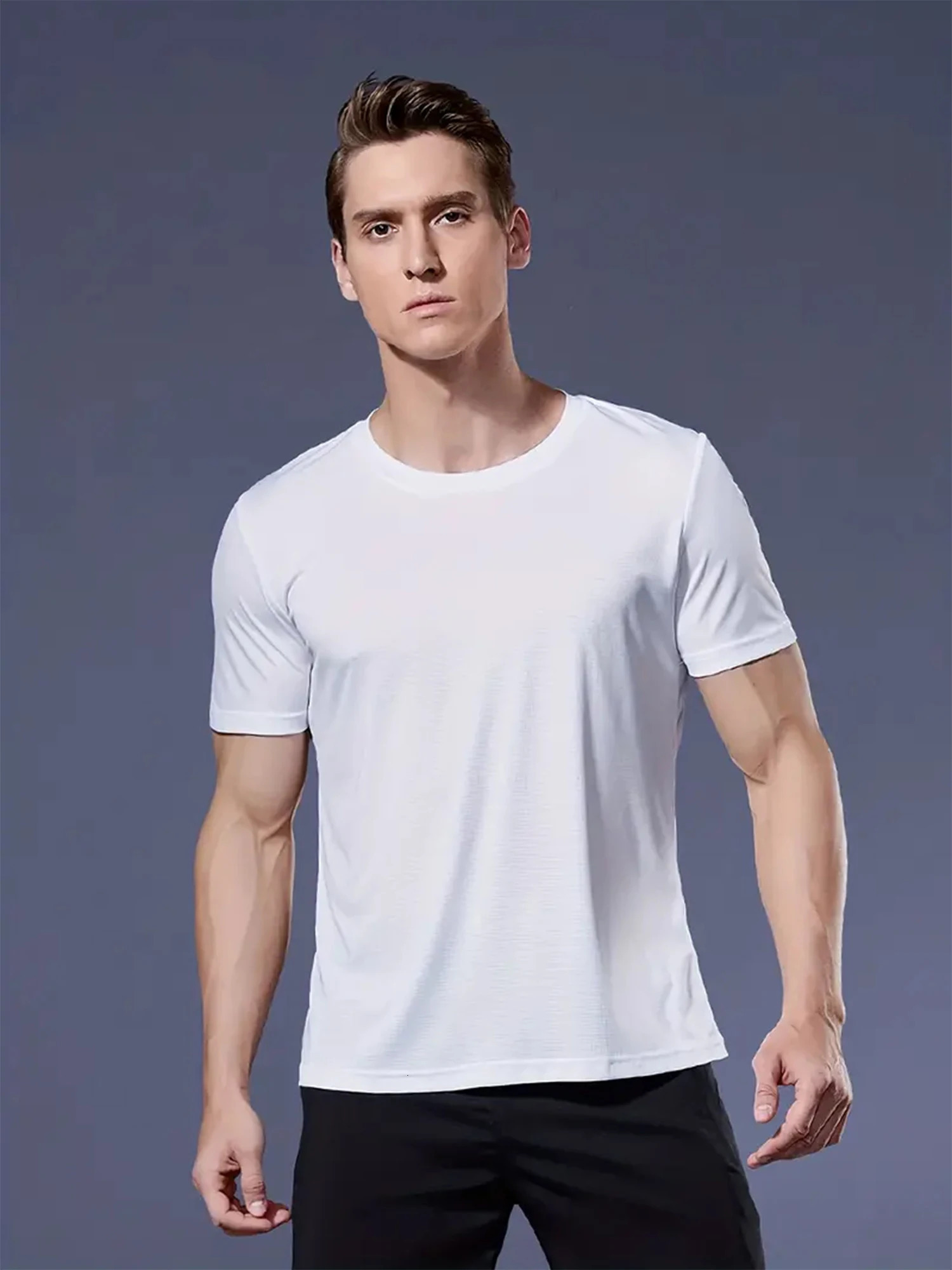 Round neck T-shirt 1 piece white ultra light mens quick drying breathable sweatshirt suitable for fitness gym and Ru 250402