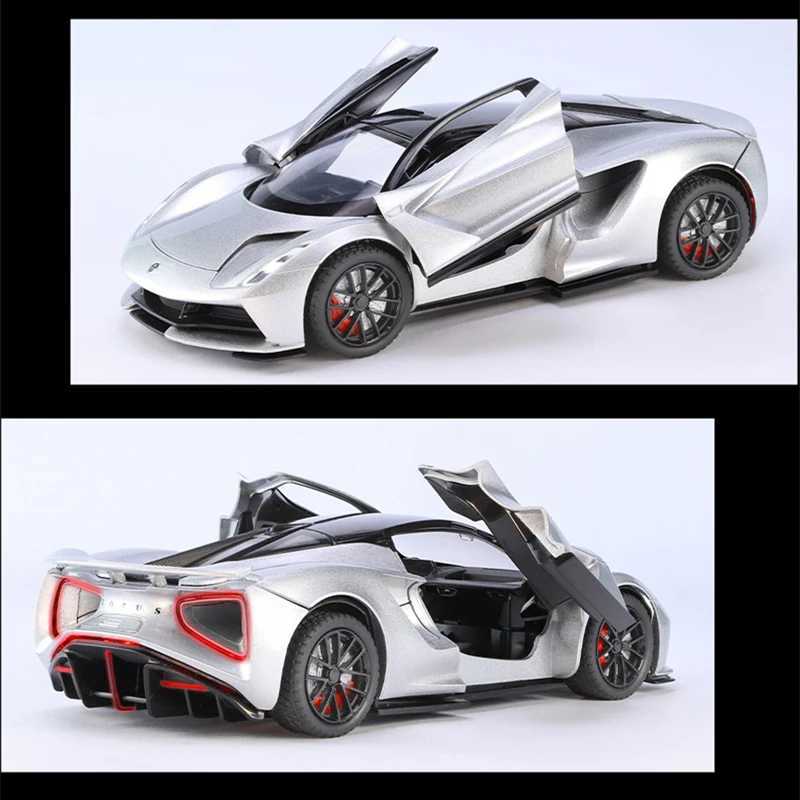 1 24 Lotus EVIJA Alloy Sports Car Model Diecasts Metal Racing Super Car Model Simulates Sound and Light Childrens Toy GiftsXJ250407