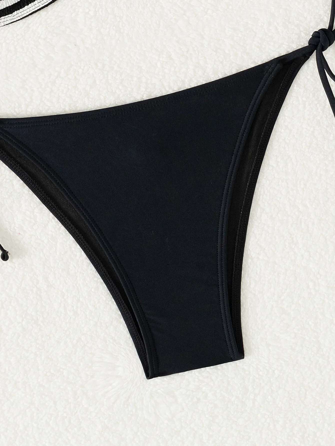 Dongdumaoyi Sexy Black Striped Bikini Mujer Women Halter Cross Pleate Push Up Tie Side Thong Swimsuit Summer Bathing Suit Mini Swimwear