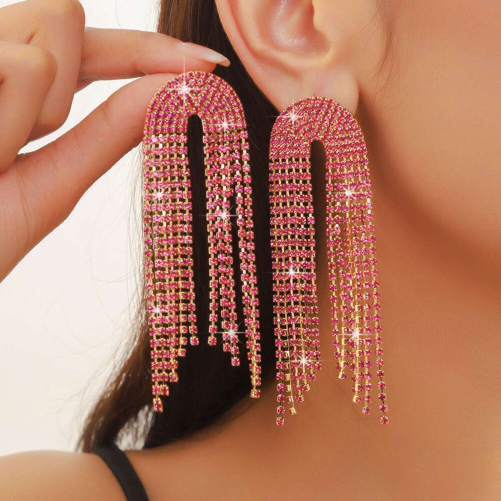 Hot selg with exaggerated high-end feel, light claw chain earrings, long rhie tassels, personalized girl earrings