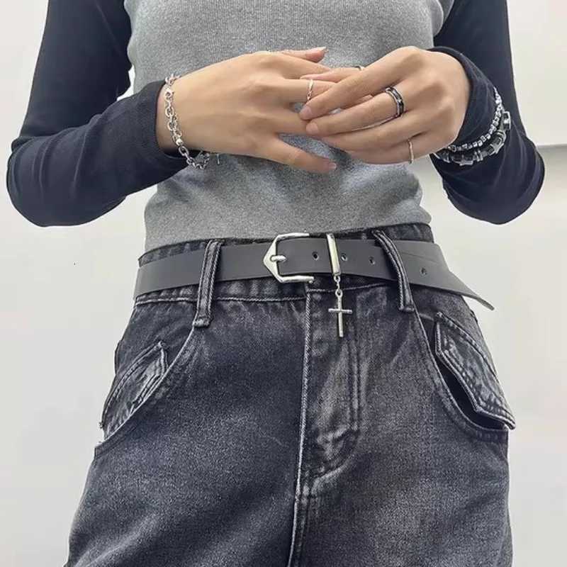 Fashion Cross Pendant Black PU Leather Belts Metal Pin Buckle Belt for Women Men Punk Hip Hop Waistband Jean Pants AccessoriesT251107