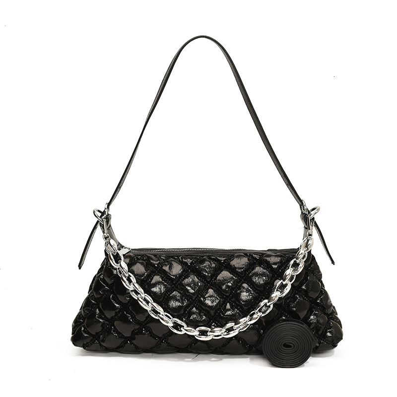 2025S Designer Women S Bag Single Shoulder Solid Color Casual Women S New Autumn Winter Armpit Bag Fashionable And Trendy Crossbody Bag