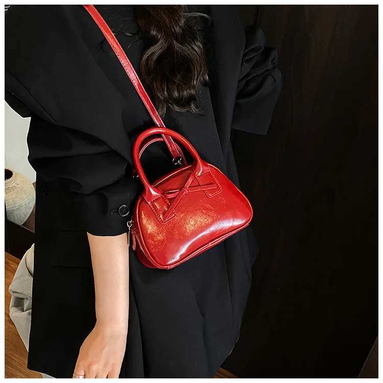 2025 Trendy Single Shoulder Bag Womens Small Square Purse - Elegant Zipper Top Handle Crossbody Bag for LadiesW251107