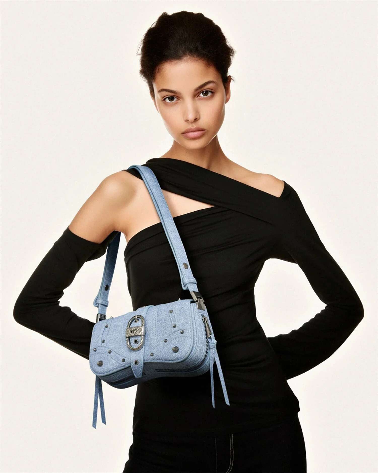 Fashion New Baguette Underarm Large Capacity Ladies Shoulder Niche Design Brand Waist Bag Shoulder Bags