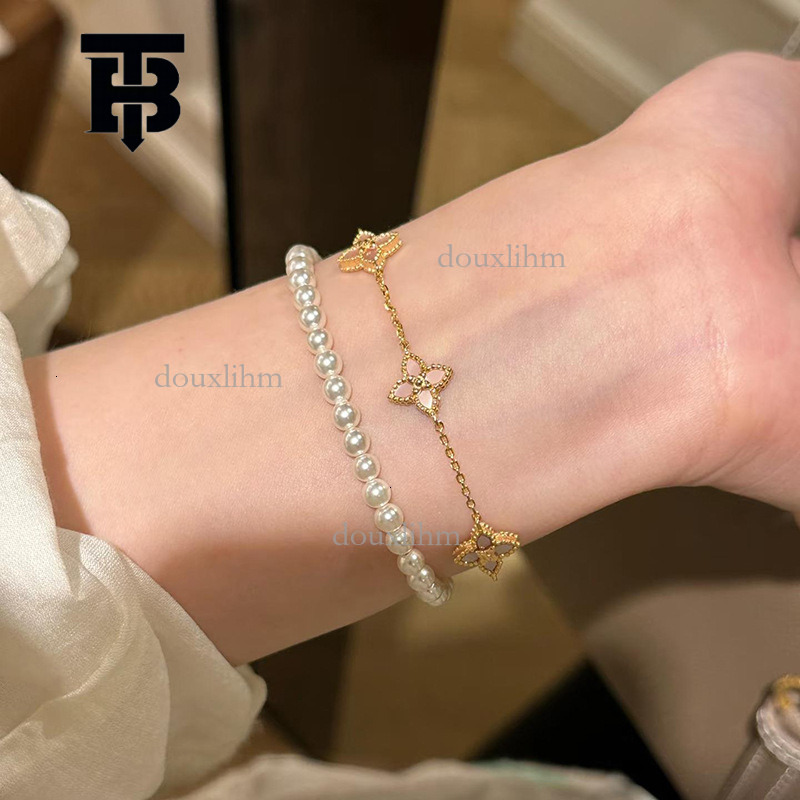 TB BHULAMTE Designer Korean Versatile Charm Bracelet Beimu Flower Women's Pendant Bracelet Fashion Luxury Jewelry Date Wear Hand Accessories Fest