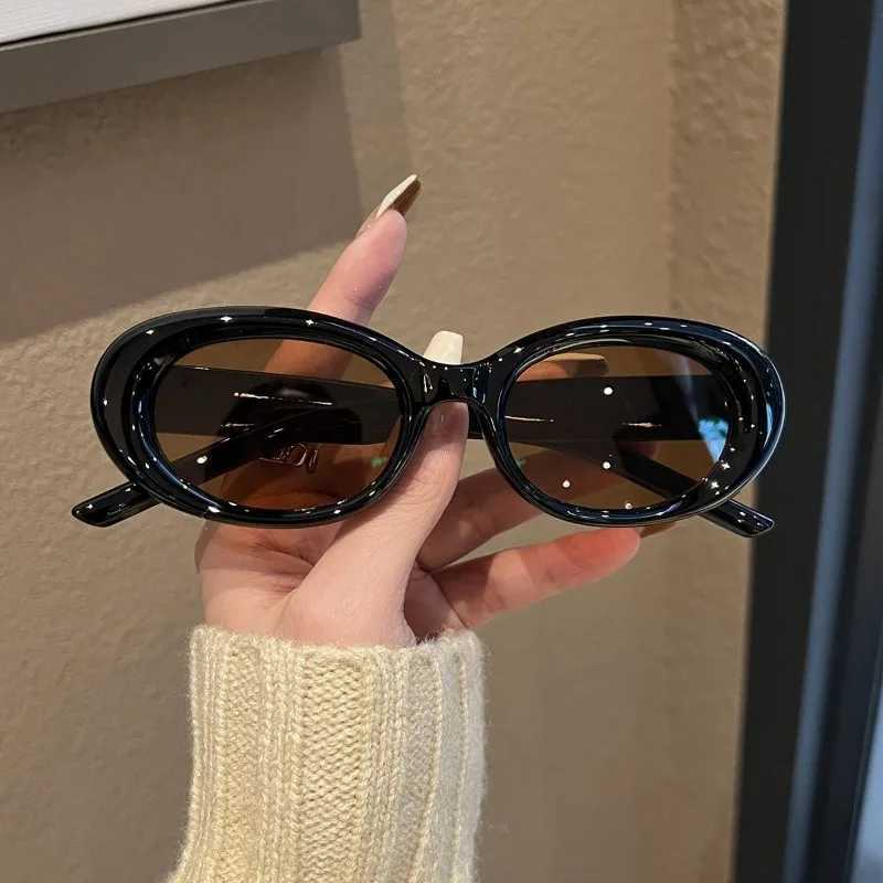 New Retro Y2K Style Small Square Sunglasses Women Cat Eye Sunglasses Fashion Colorful Mirror Goggles Men Punk Sports Sun GlassesC250411