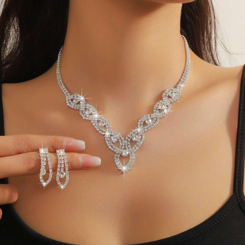 Future style bride water droplet shaped sexy dia studded necklace+earring set premium version