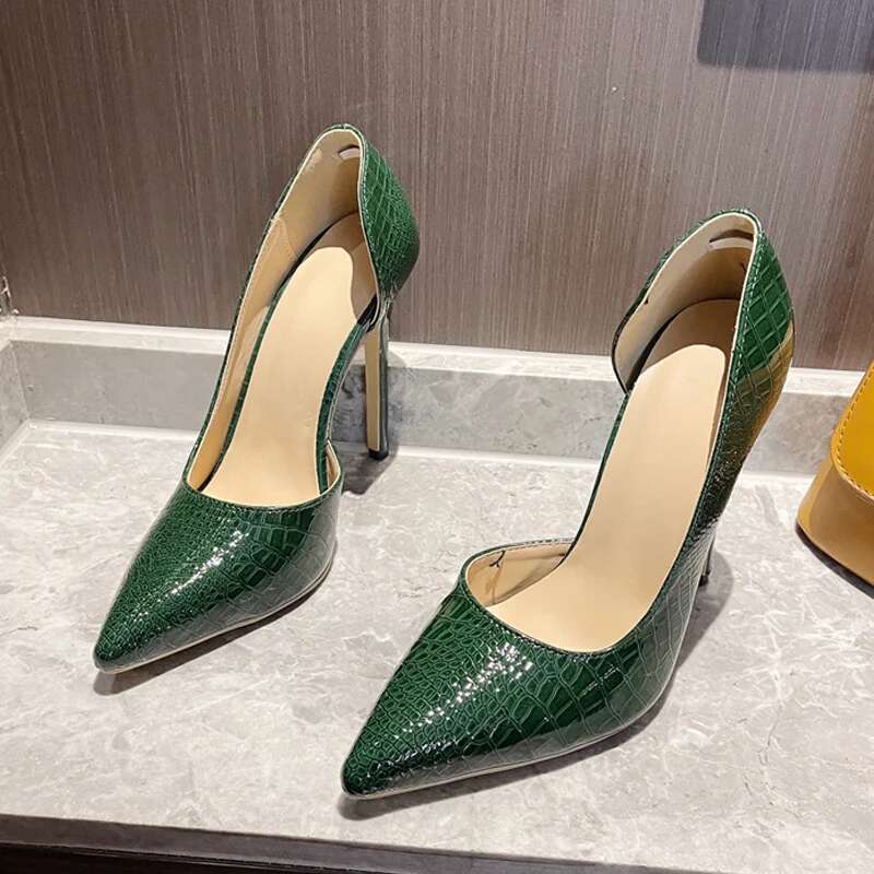 Liyke Green Snake Print Leather Women High Heels Pumps Party Nachtclub Stripper Shoe Sexy Sgback Shallow Pointed Toe Stiletto