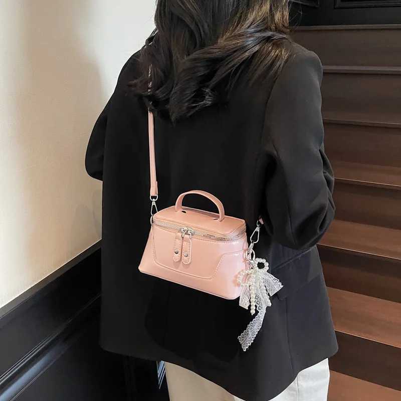 2025 New Cross-border High-end Retro Pillow Bag Womens Trendy Fashion Temperament Handbag Shoulder Messenger BagW251107