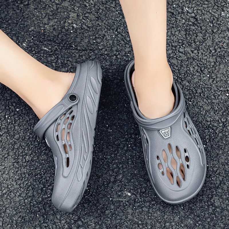 Summer Mens Sandals Light EVA Mens Casual Shoes Hole Shoes Clogs Lovers Home Garden Outdoor Mens Beach Smooth Shoes Large Size 49 M250406