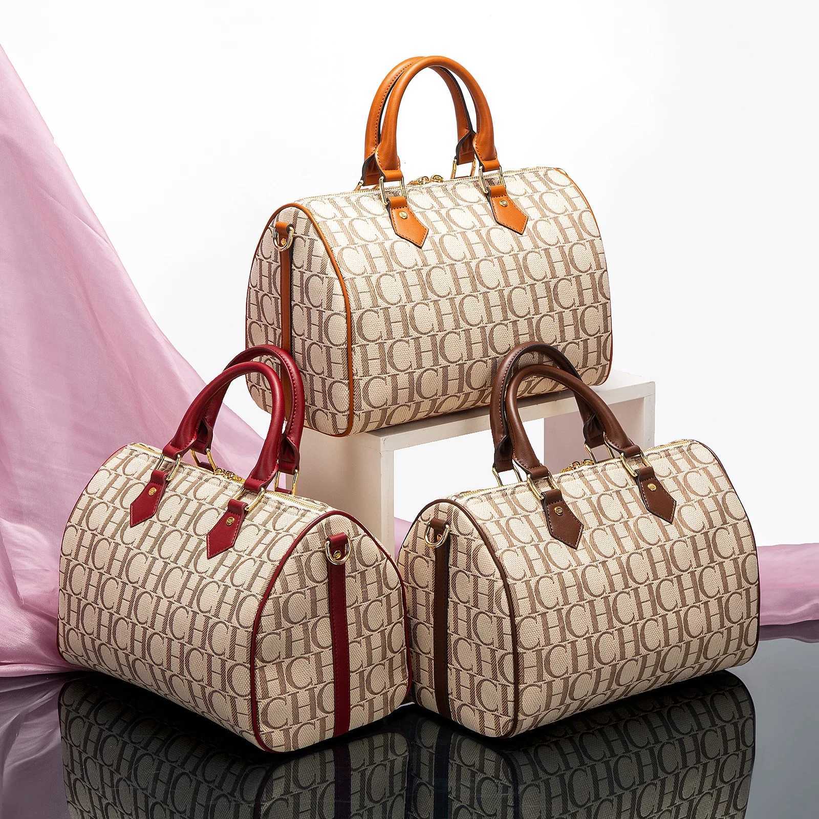 Autumn and Winter New Letters Printing Design Womens Shoulder Bag Retro Classic Style Fashion Womens HandbagW251107