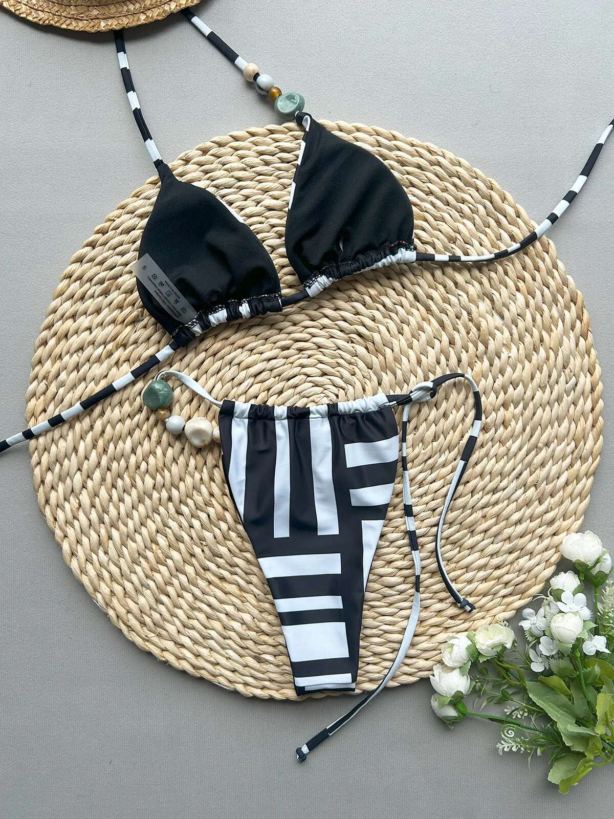 Dongdumaoyi Sexy Black White Striped Micro Bikini Women Bead String Strap Push Up Pleate Thong Swimsuit Bathing Suit Holiday Swimwear
