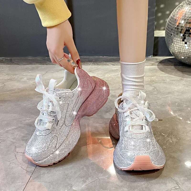 Designer Women's Lace Up Sneakers Shining Water Dia Leisure Outdoor Night Running Shoes Atos De Mujer
