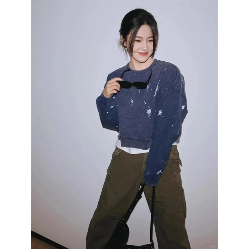 NIGO LP Womens Spring and Autumn Street Old Graffiti Cotton Round Neck Long Sleeve Short Sweatshirt #nigo61427 250403
