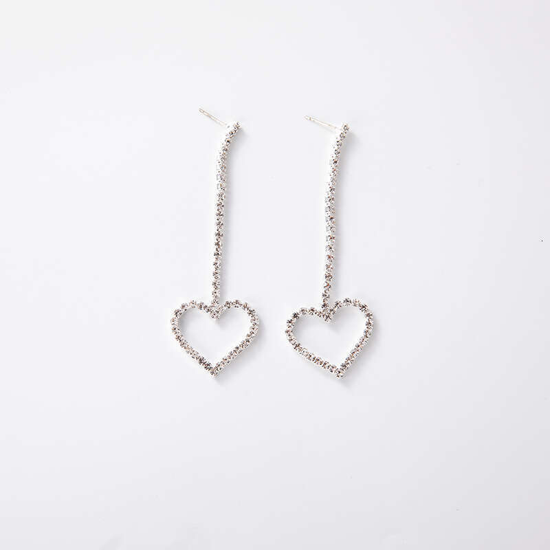 Steel Needle Minimalist Style Tassel Love Pendant New Claw Chain Water Dia Earrings