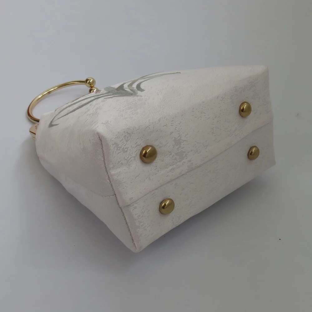 Vintage Pure Handmade Bags Embroidery Wers Shell Lock Women Shoulder Crossbody Bag Chain Women's Handbags Purses