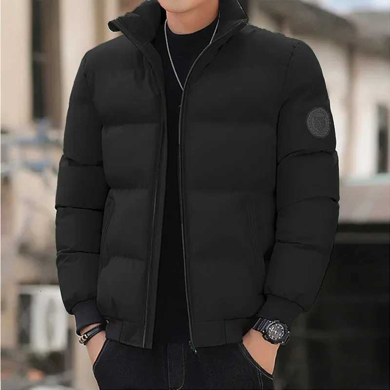 2025 White new mens warm jacket and cotton-padded jacket sporty autumn and winter mens stand-up collar warm thick parkaT251107