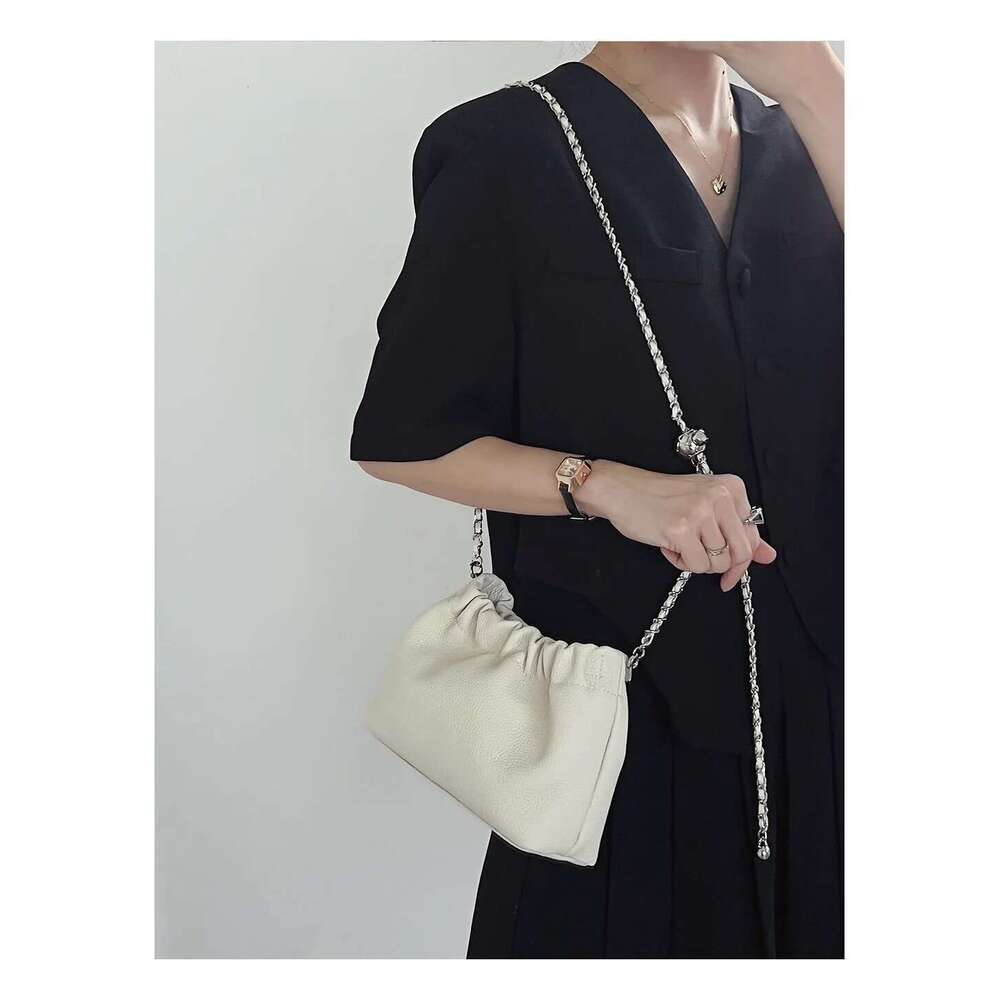 Ruched Design Hasp Open Cloudy Hobo Clutch Beige Small Chain Strap Women Crossbody Bag 100% Cowhide Leather Soft Daily Purse