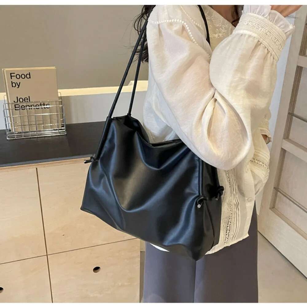High Capacity Hand Fashion PU Popular Tote Trendy Temperament Shoulder Bag Female