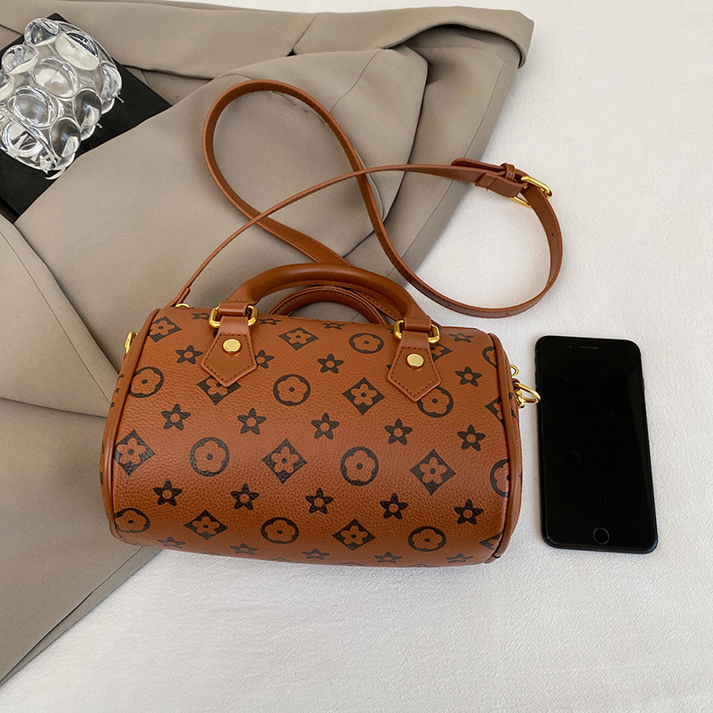 Free Mail Designer Bag Boston Bag Trendy Fashion Niche Bag Everything High-End Single Shoulder Bag Crossbody Bag