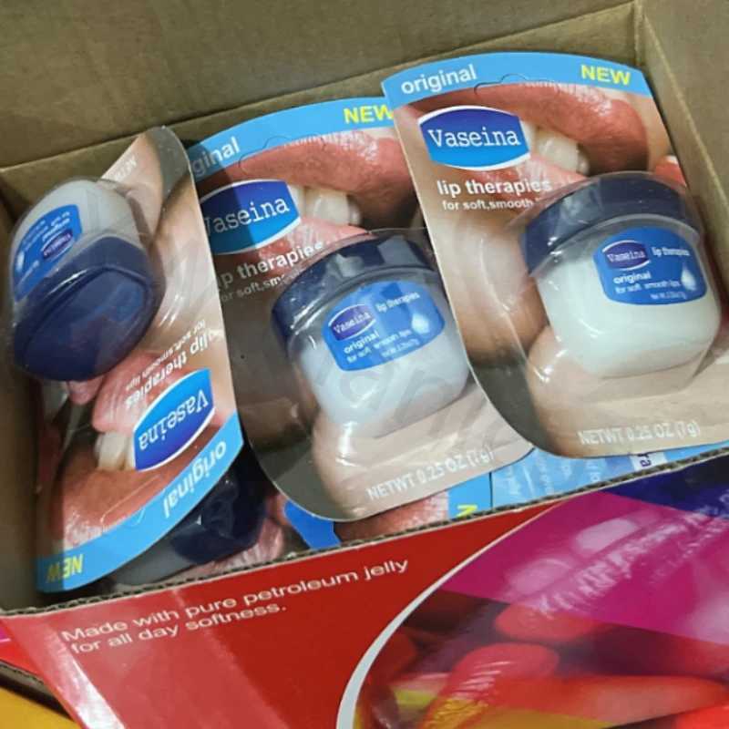 Vaseline lipstick can moisturize lips prevent dryness and fade lip lines and provide lasting moisturizing effect W250407