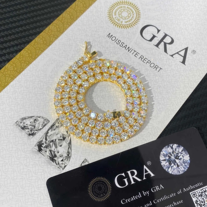 Sexy Silver Chain Necklace Adorned with High-Quality BG VVS Moissanite for Trendsetters