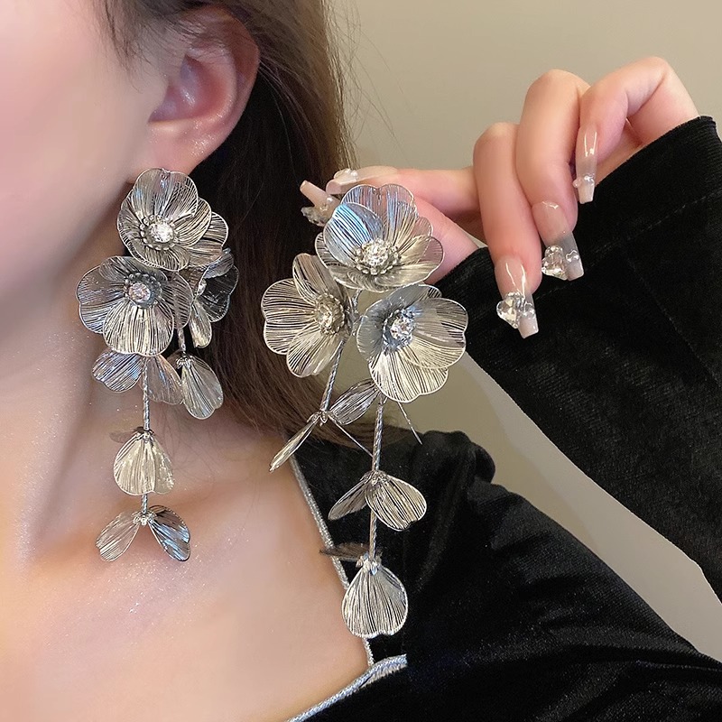 Chic Party Wedding Jewelry Layered Flower Pendants Studded with Imitation Crystal Decorations