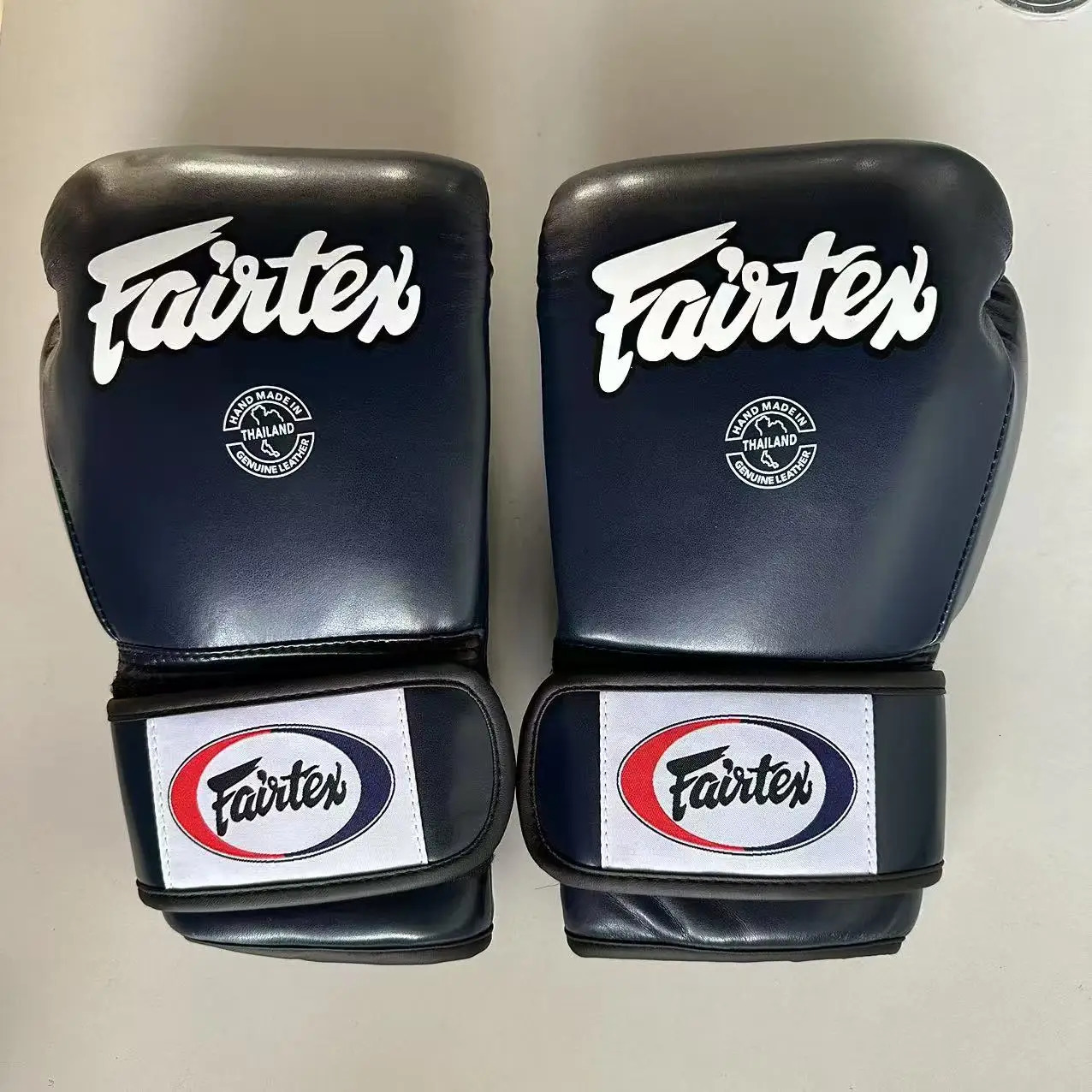 FAIRTEX Boxing Gloves Professional Muay Thai Training Sparring Leather Punching Bag Gloves for Adults Youth 251103
