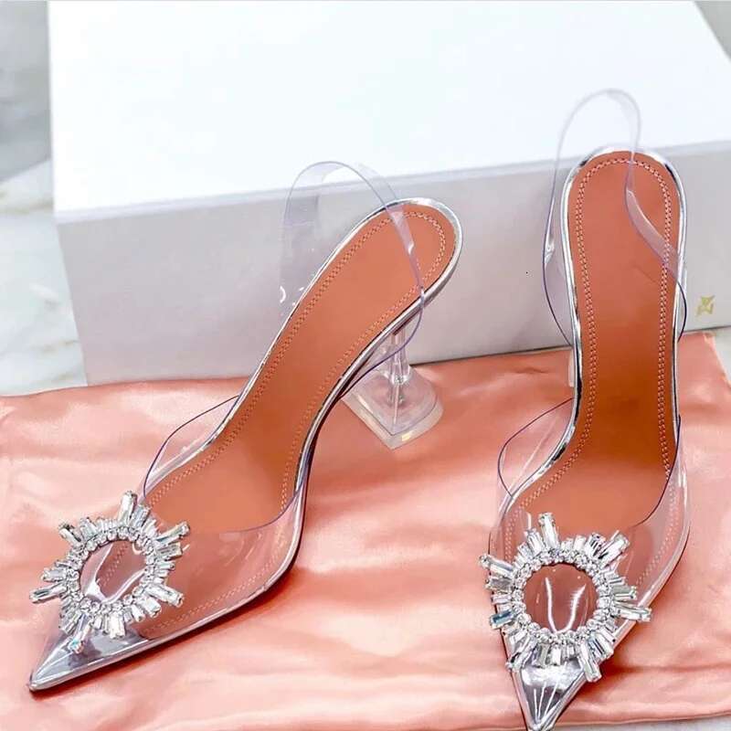 34-45 PVC Transparent Crystal 2024 Summer New Pointed Odd Heel Stiletto Ladies Sun Decoration Wild Fairy Shoes