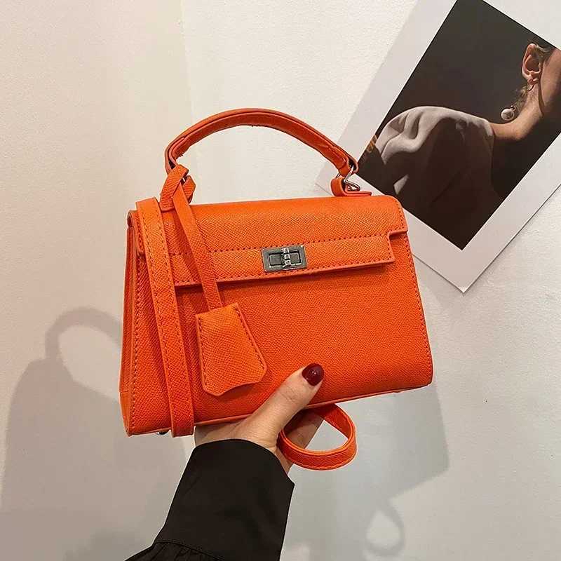 2025 Vintage Inspired Simple Crossbody Bag For Women With Trendy Letter And Elegant Leather FashionableW251107