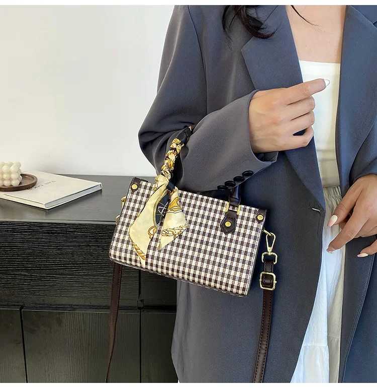 2025 New Womens Premium Handbags - Fashion Silk Scarf Printed Shoulder/Crossbody Portable HandbagsW251106