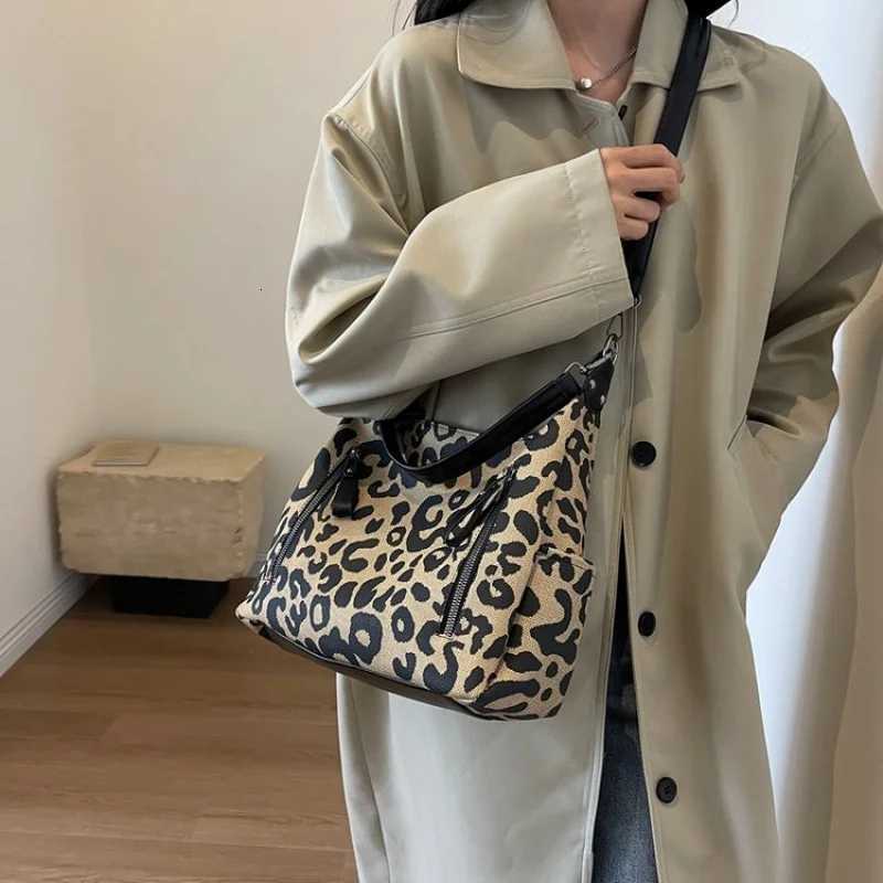 Fashionable Ladies Messenger Bag Crossbody Leather Shoulder Handbags Women Luxury Brand Elegant Classic Durable DesignW251107