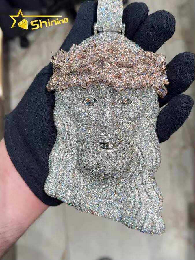 Hip Hop Jewelry 925 Silver Fully Moissanite Jesus Pendant High Quality Custom Moissanite Pendant Men Iced Out Charms Pendant