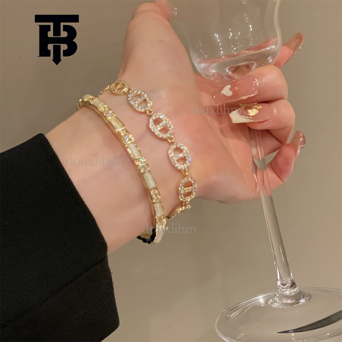 TB BHULAMTE Designer Luxury Gold - Tone Linked Oval Bracelet With Rhinestone Accents Sparkling Zircon Trapezoidal Opening Bracelet With Gold Style Fas