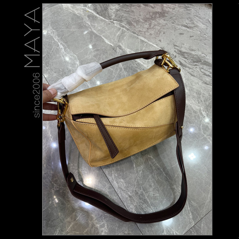 Designer Pack High quality pillow 2024 new large capacity splicing frosted cowhide hand-held crossbody commuting geometry bag