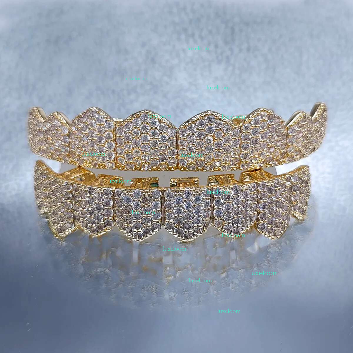 Real Gold Punk Hiphop Dental Mouth Grillz Bg Cubic Zircon Rock Vampire Teeth Fang Grills Braces Tooth Cap Rapper Jewelry for Cosplay Party Halloween