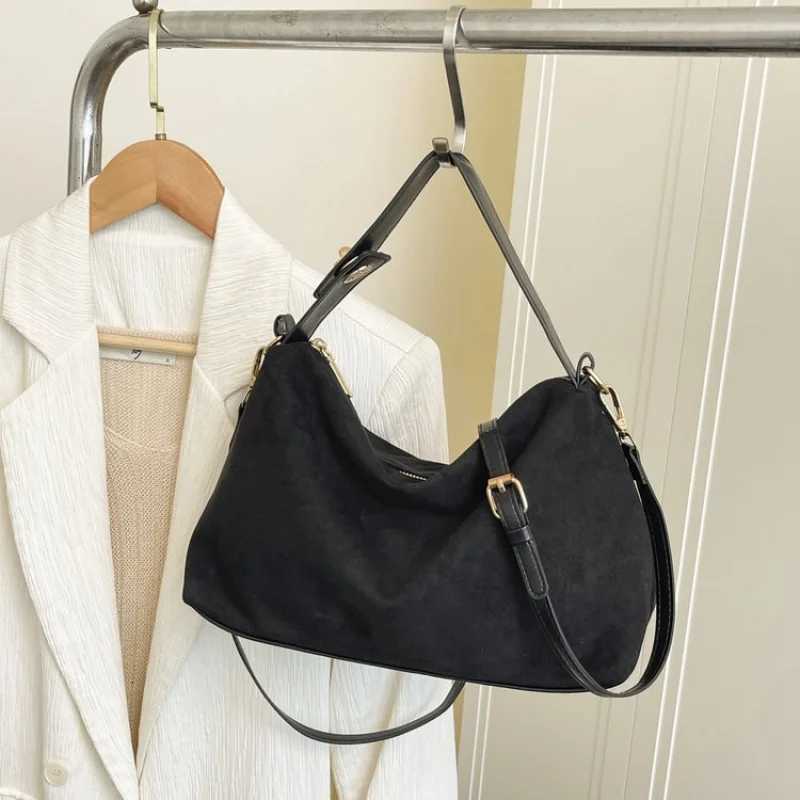 Luxury Designer Shopper Bag For Women Large Capacity Tote With Fashionable Crossbody Handbag ElegantW251106