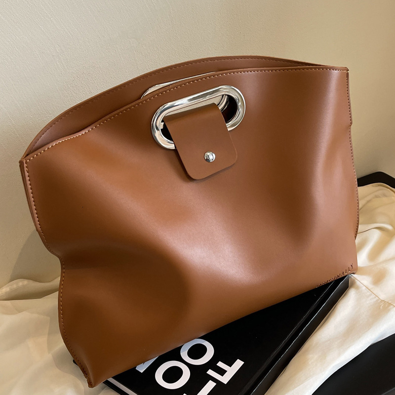 2025S Designer Women S Bag Large Capacity Bag Women S Spring Versatile New Handbag Simple And Casual Commuting Handbag For Class