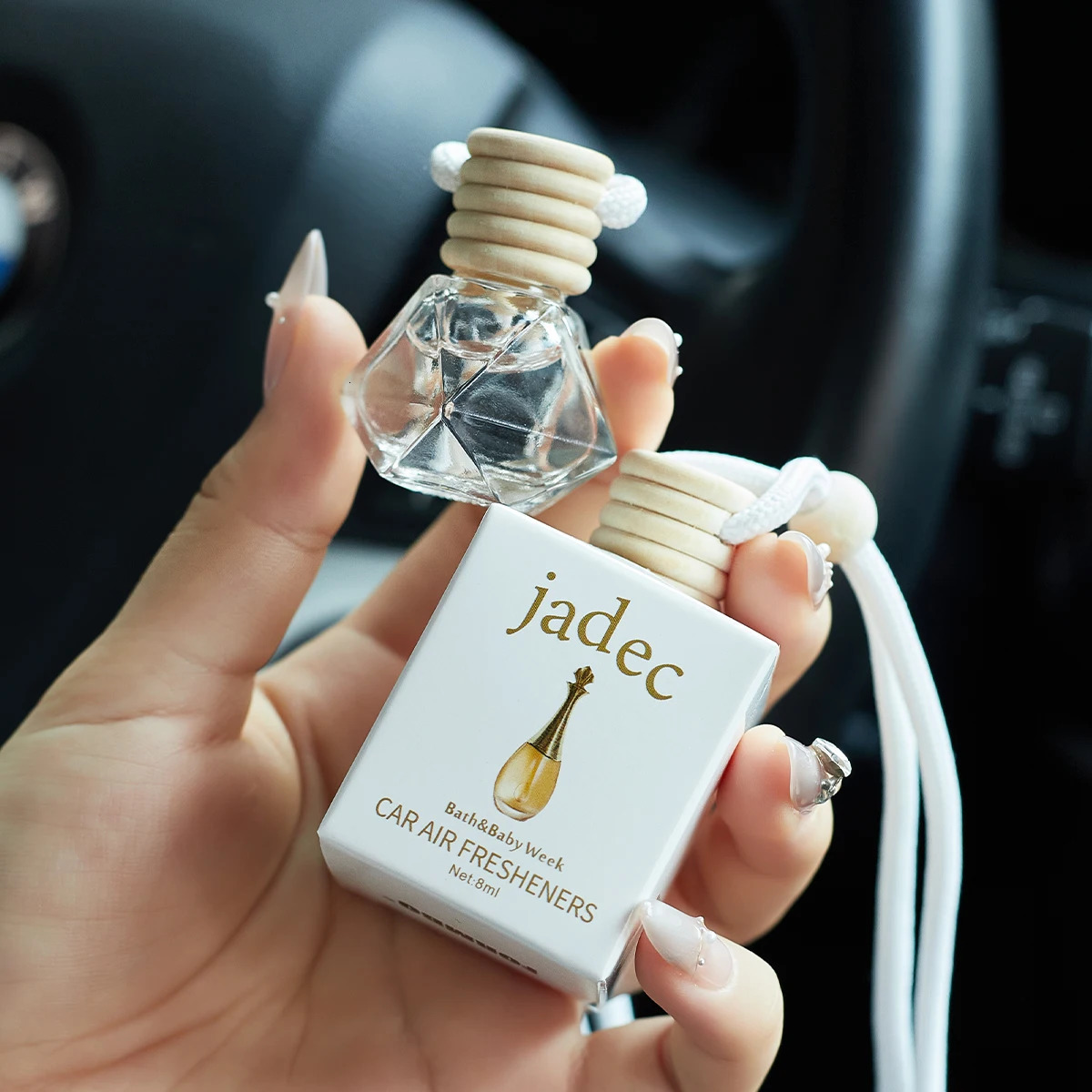 Perfume Car perfume a car fragrance used for car interior accessories a long-term car air freshener keep charming and fresh 251104