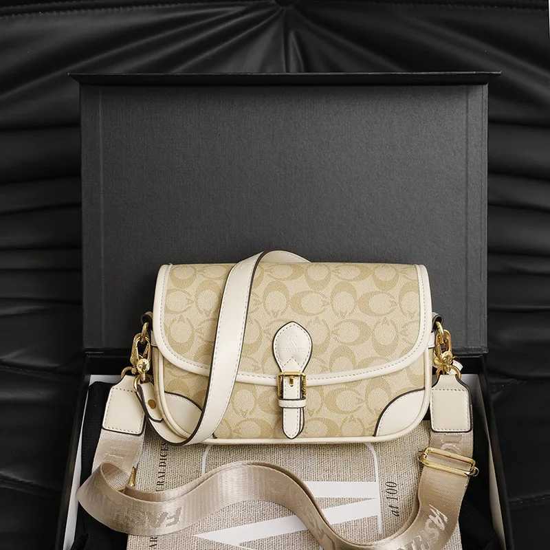 Vintage printed nurse bag womens 2025 new textured commuter baguette bag single shoulder messenger womens bagW251107