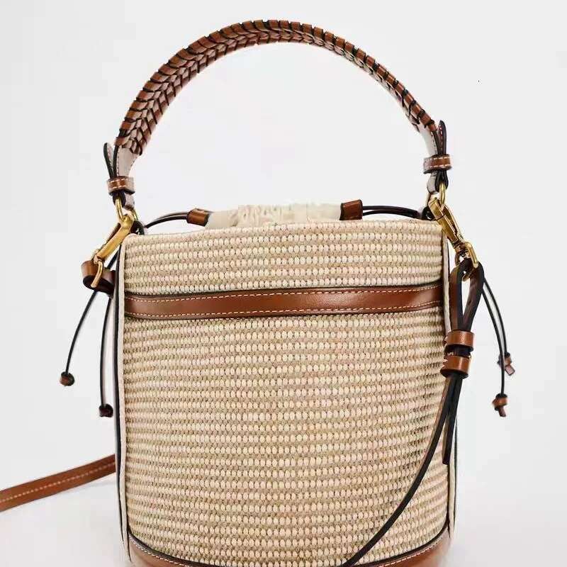 Women's Niche Design 2024 Environmentally Friendly Woven Light Handbag Versatile Shoulder Bucket Bag Vegetable Basket