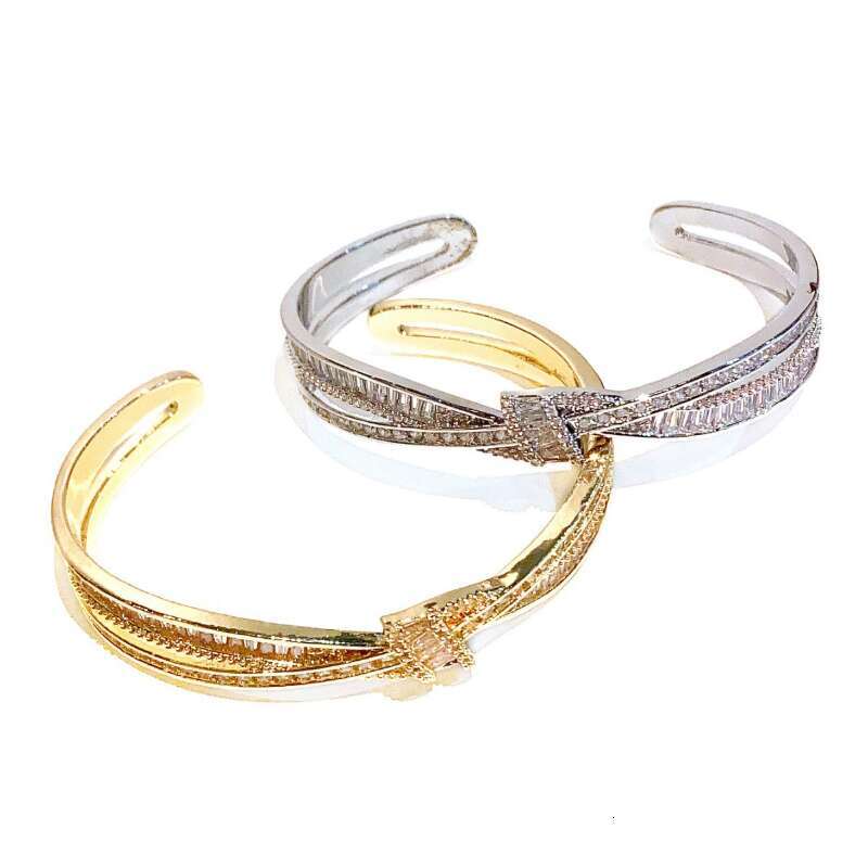 Bracelet Designer luxury bangle Copper Zircon Cross Edge Ribbon Bow Light Luxury Inlaid Sparkling Diamond Versatile High end Bracelets