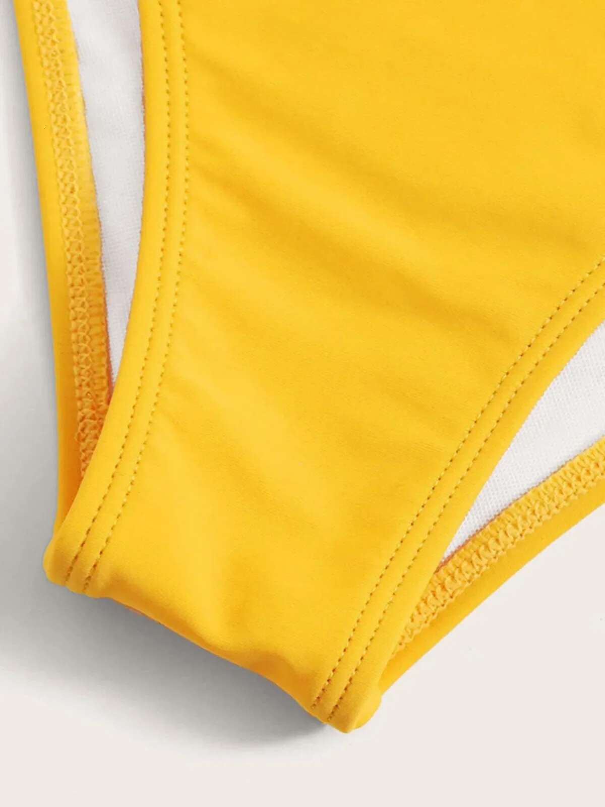 Dongdumaoyi Yellow Flower Print Two Piece Swimsuit Sexy Cross V Neck Suspender Backless Bikini Set Ruffle Beach Vacation Bathing Suit
