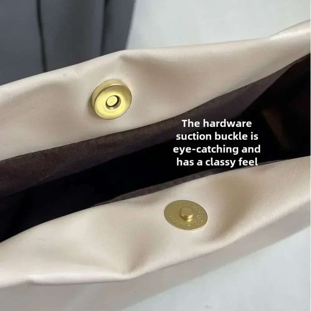 2025 Fashion Large-Capacity New Tote Women's Bags Are Solid Color Casual Texture Lazy and Generous Versatile Handbag Shoulder