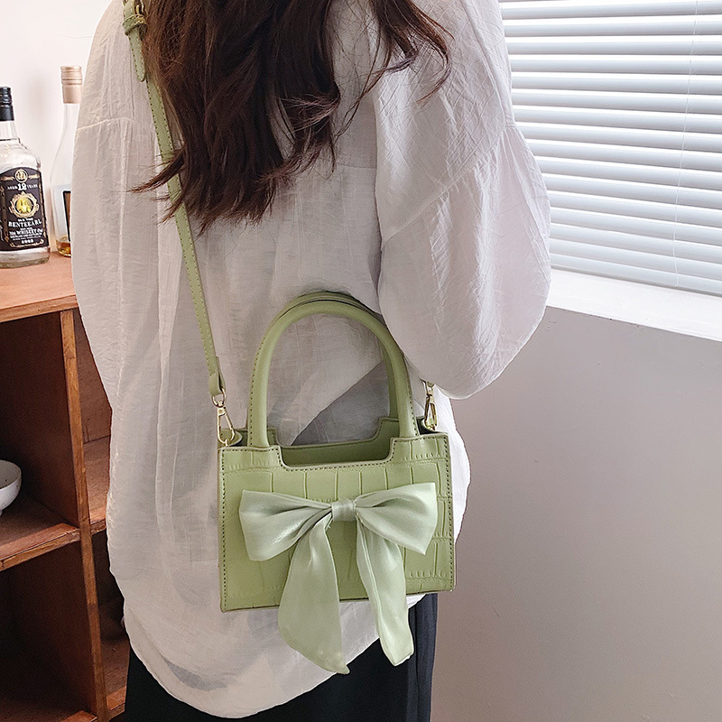 2025S Designer Women S Bag This Year S Popular For Women Autumn New Style Small Square Versatile Fashion Crossbody Bag Bow Handbag